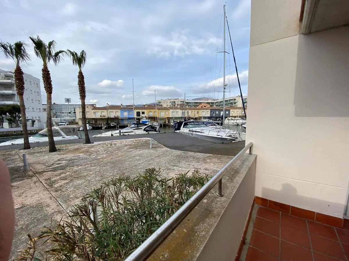 Apartamento Vista Canal Apartment Roses