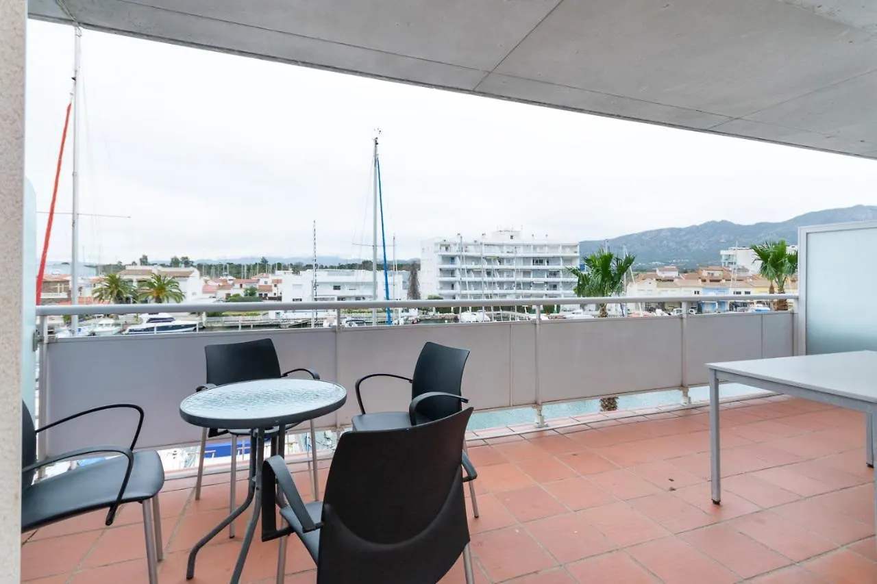 Apartamento Vista Canal Apartment Roses