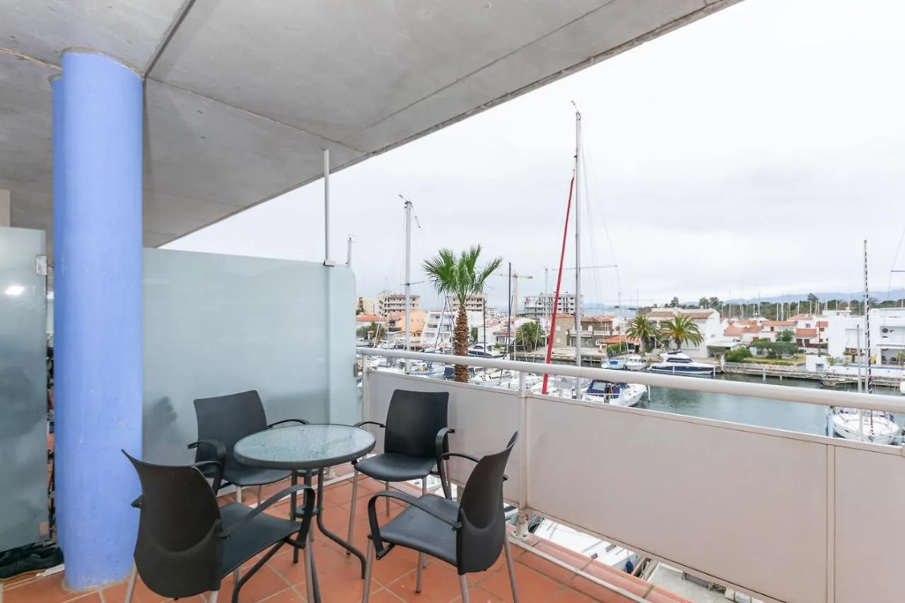 Apartamento Vista Canal Apartment Roses